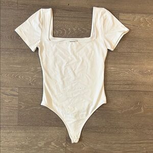 Aritzia Babaton White Square Neck Bodysuit